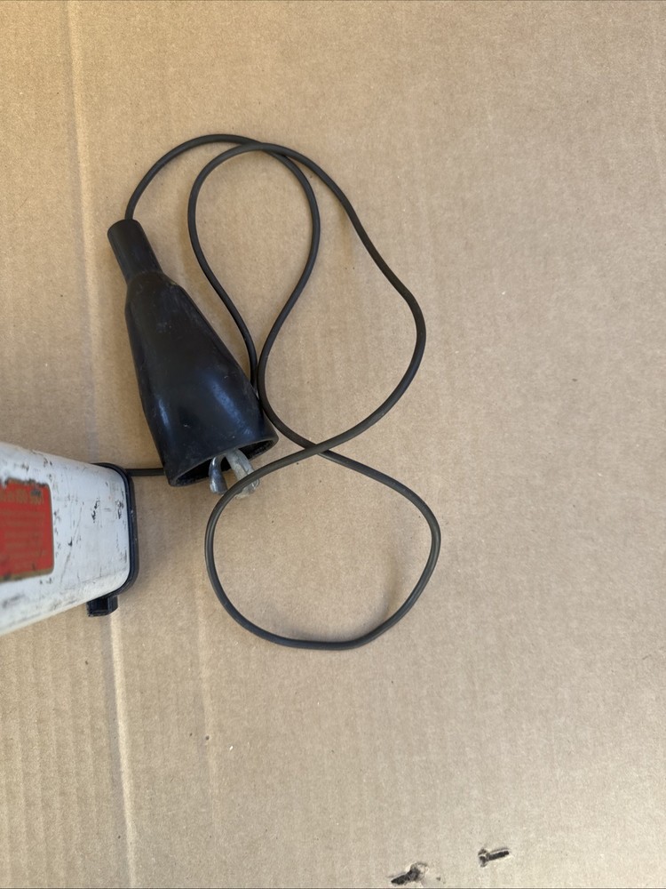 Radiodetection RD400LCTx Lightweight Compact Transmitter for Cable Pipe Locator