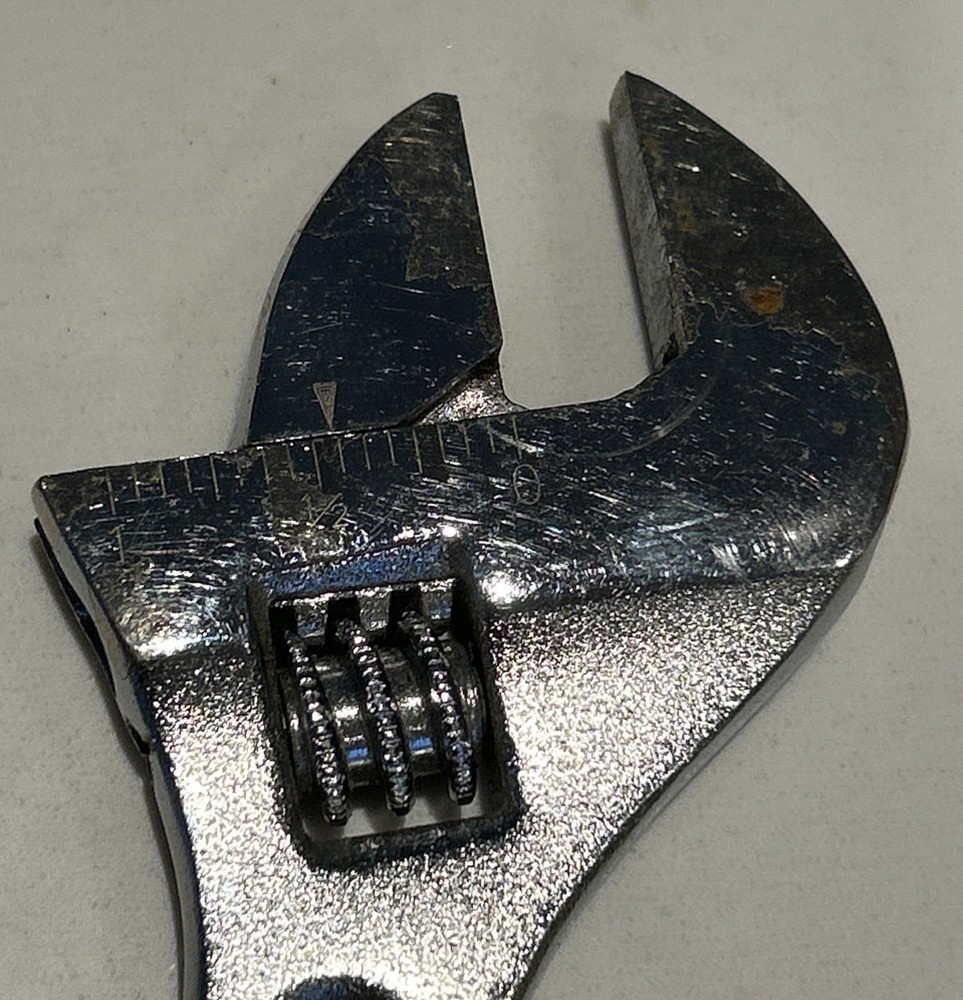 Stanley Adjustable Wrench 8" Chrome Vanadium 200mm