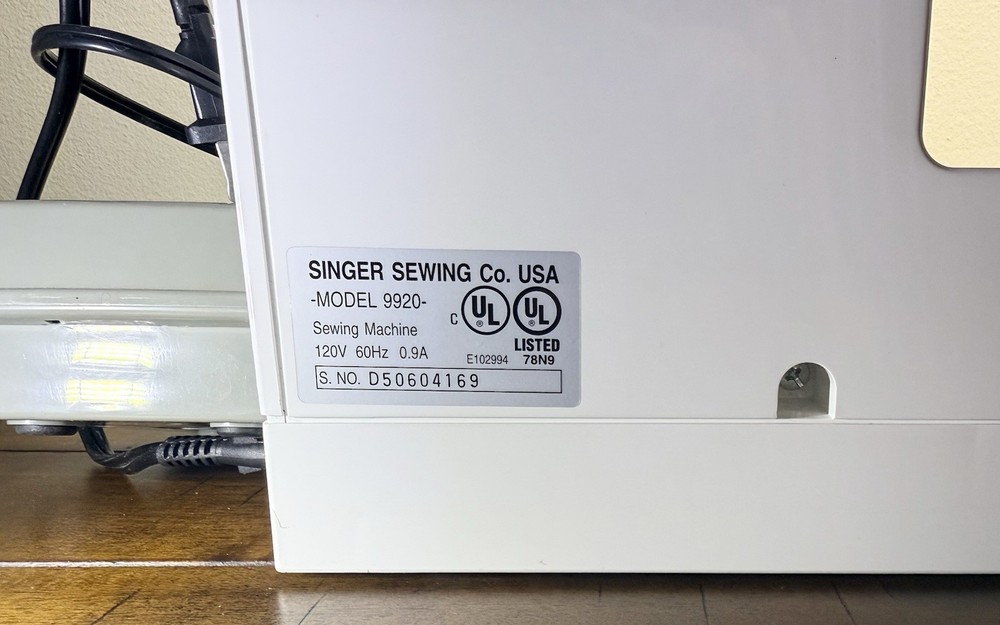 SINGER QUANTUM 9920 Sewing Machine Untested