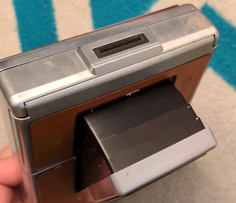 Vintage Polaroid SX-70 Land Camera Foldable (Untested)