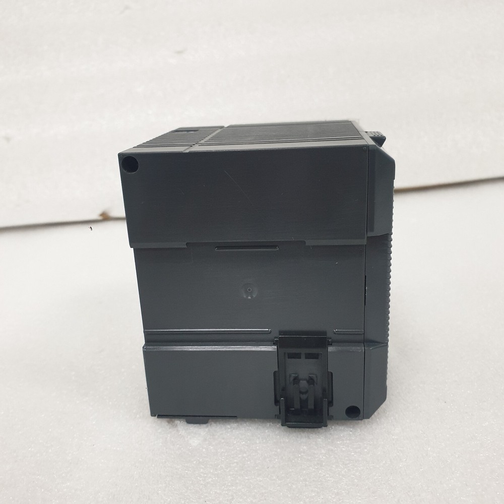 Keyence KV-3000 CPU Module