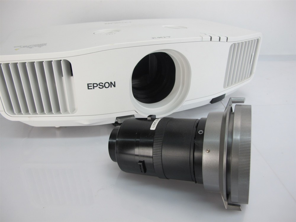 Epson PowerLite Pro G5000 LCD Projector