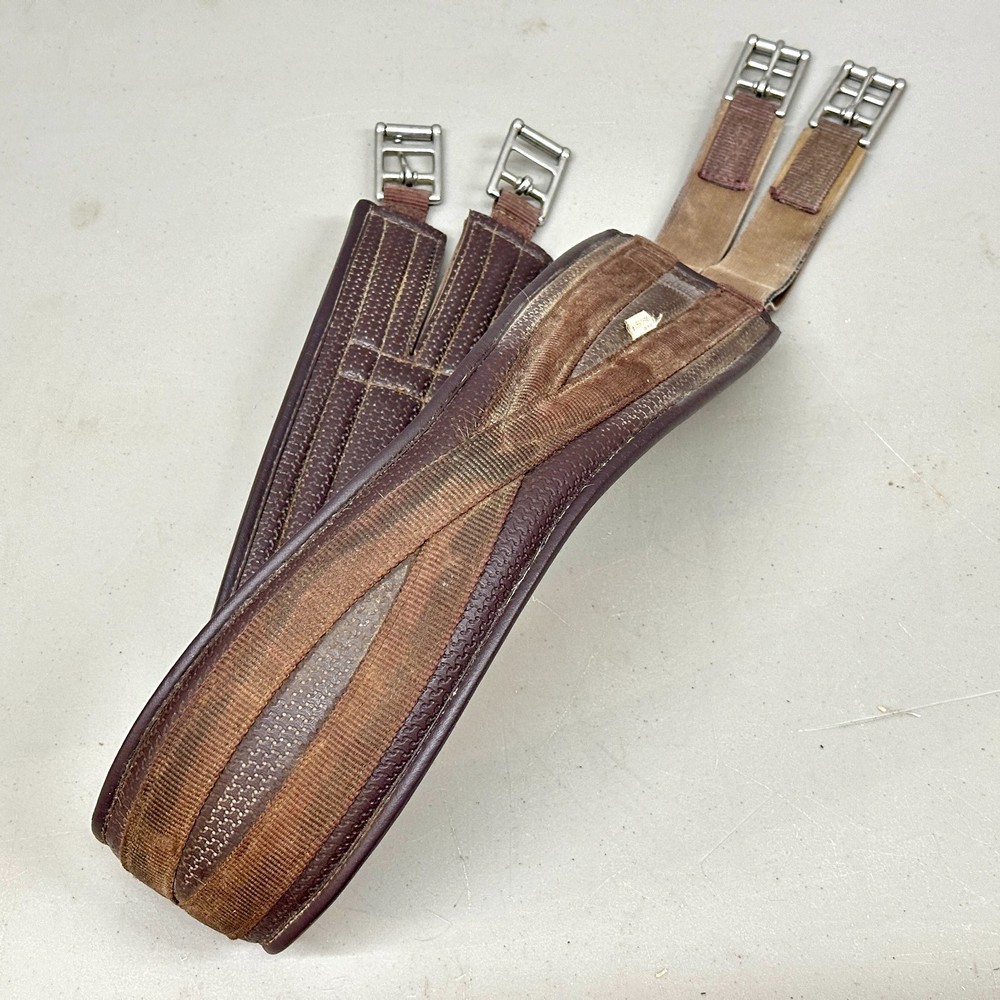 Leather Contour Hunter Girth 46”