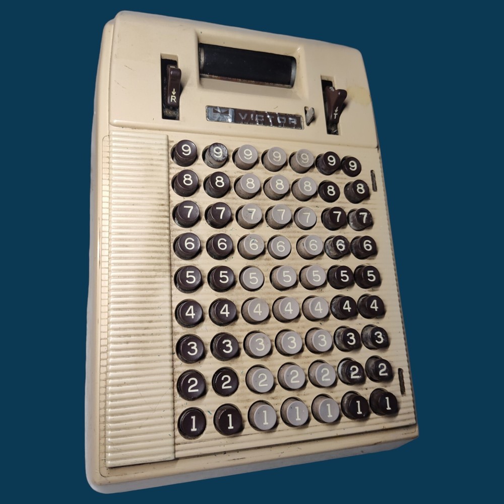 RARE 1930 Vintage VICTOR Comptometer Corp. 9 Column Adding Machine Model 6-82-54