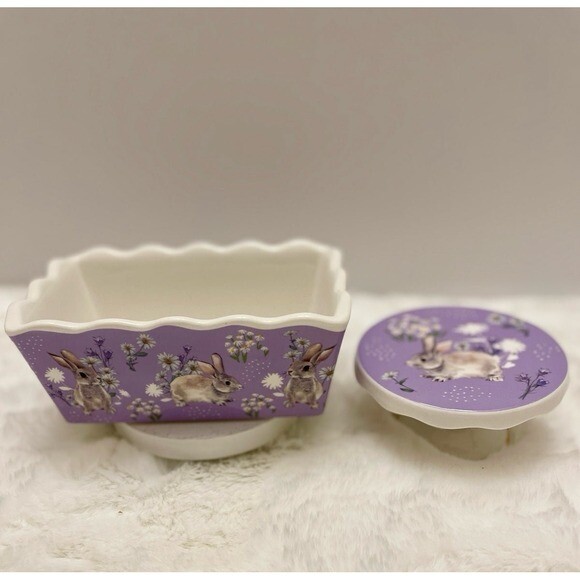 Beautiful 2 piece Easter Set Mini Cupcake Stand Riser Loaf Dish Purple Easter