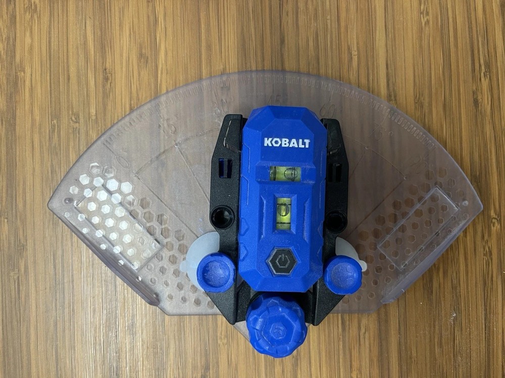 Kobalt 30-ft Green Line Generator Laser Level – Customer Return