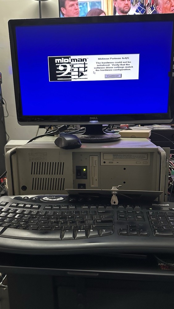 Vintage Windows 98 Studio Computer Custom Built Fully Functional With OEM Win98
