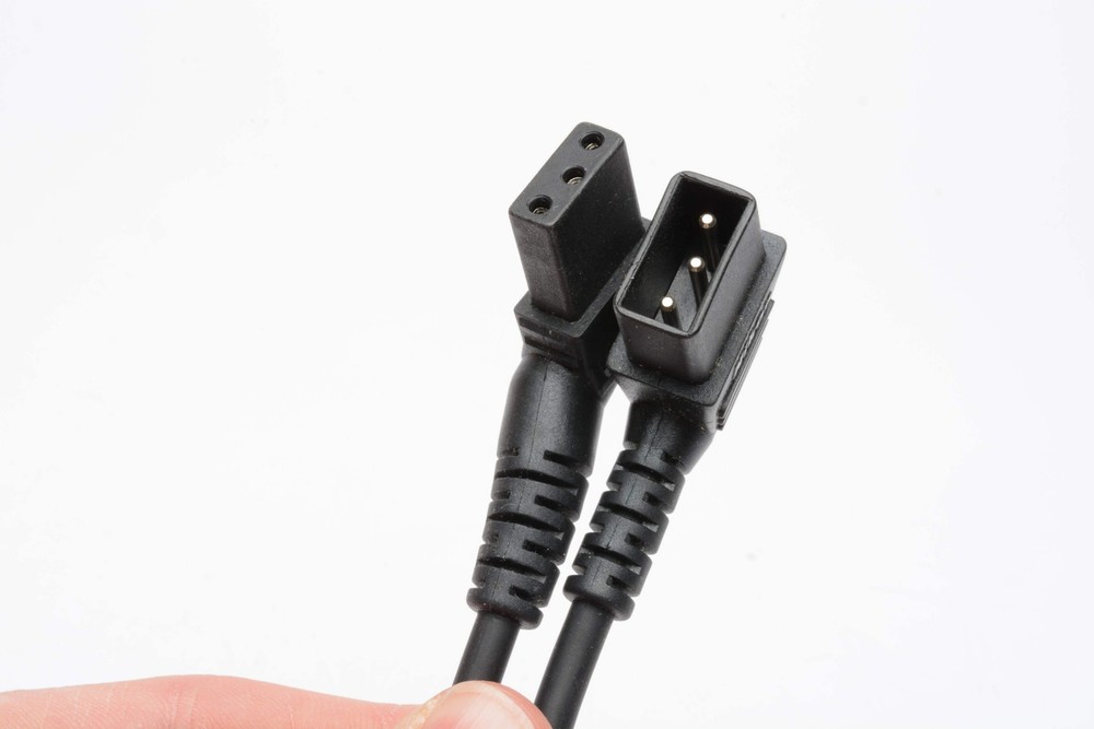 Nikon SC-16 Coiled Flash Sync Cord, Genuine