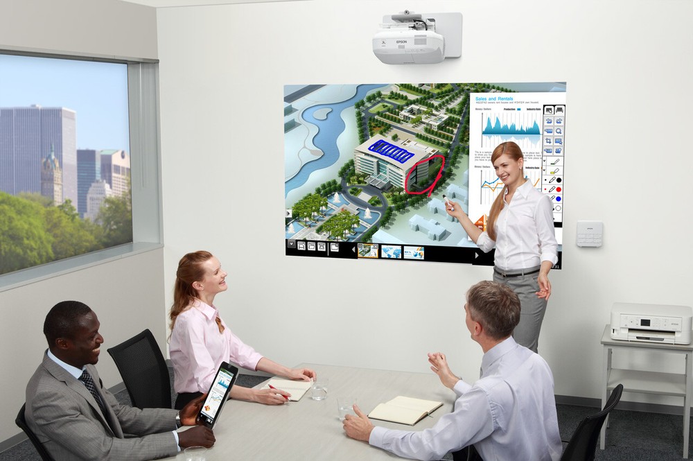EPSON 595Wi Interactive projector for classroom and office presentations