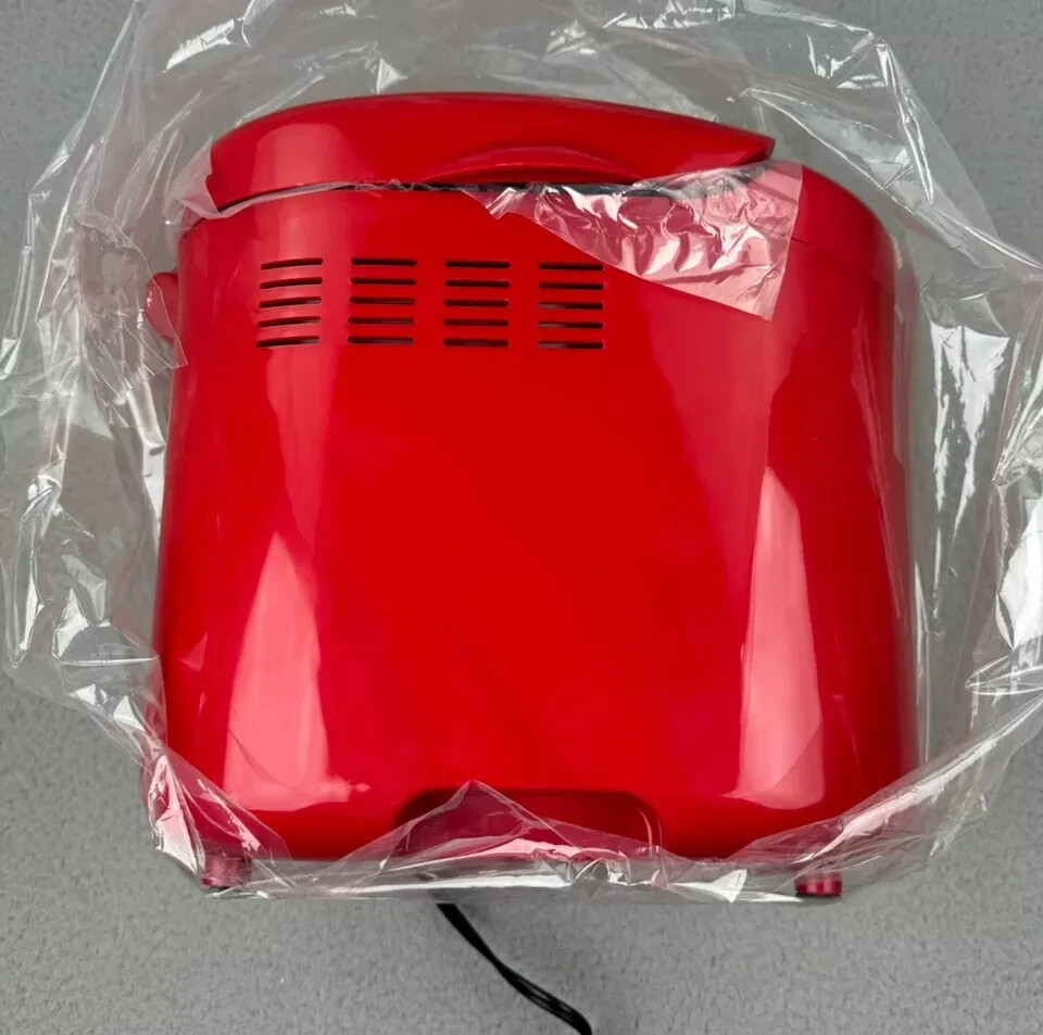 Breadman Bread Maker TR520RD Red New In Open Box w/ Instruction Manual