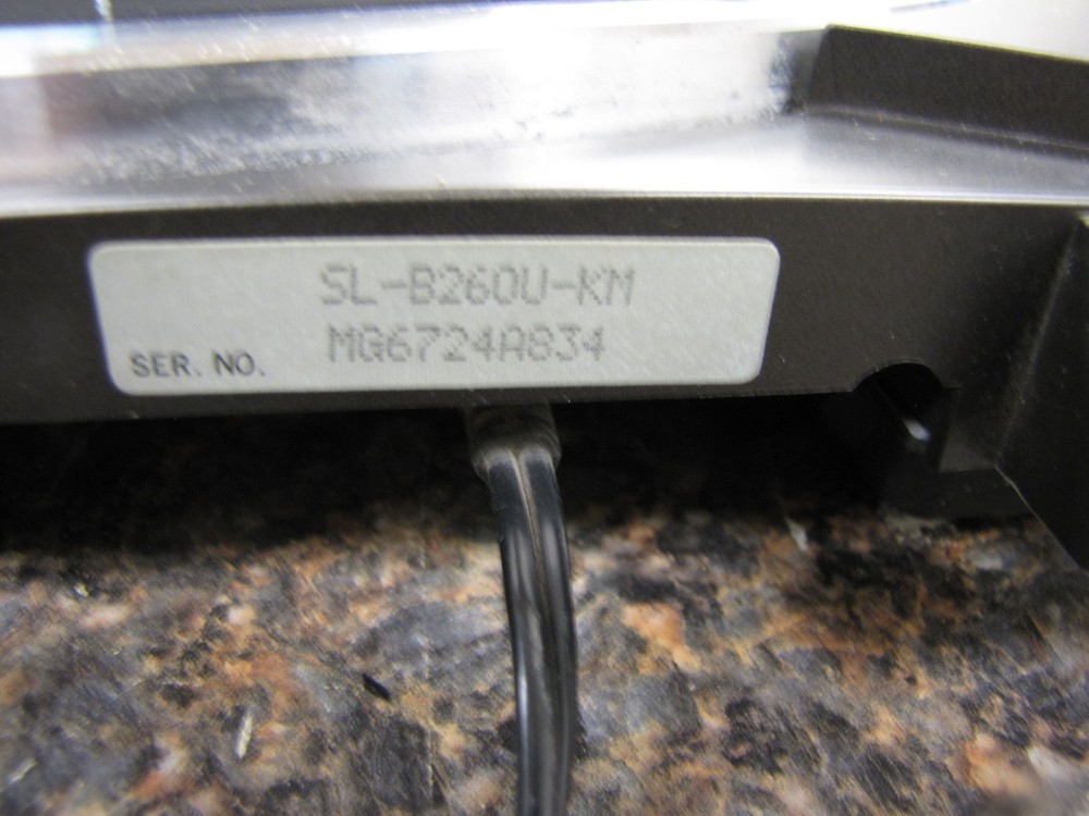 Technics Model SL-B260U DC SERVO Automatic Turntable System- No Dustcover- MR38