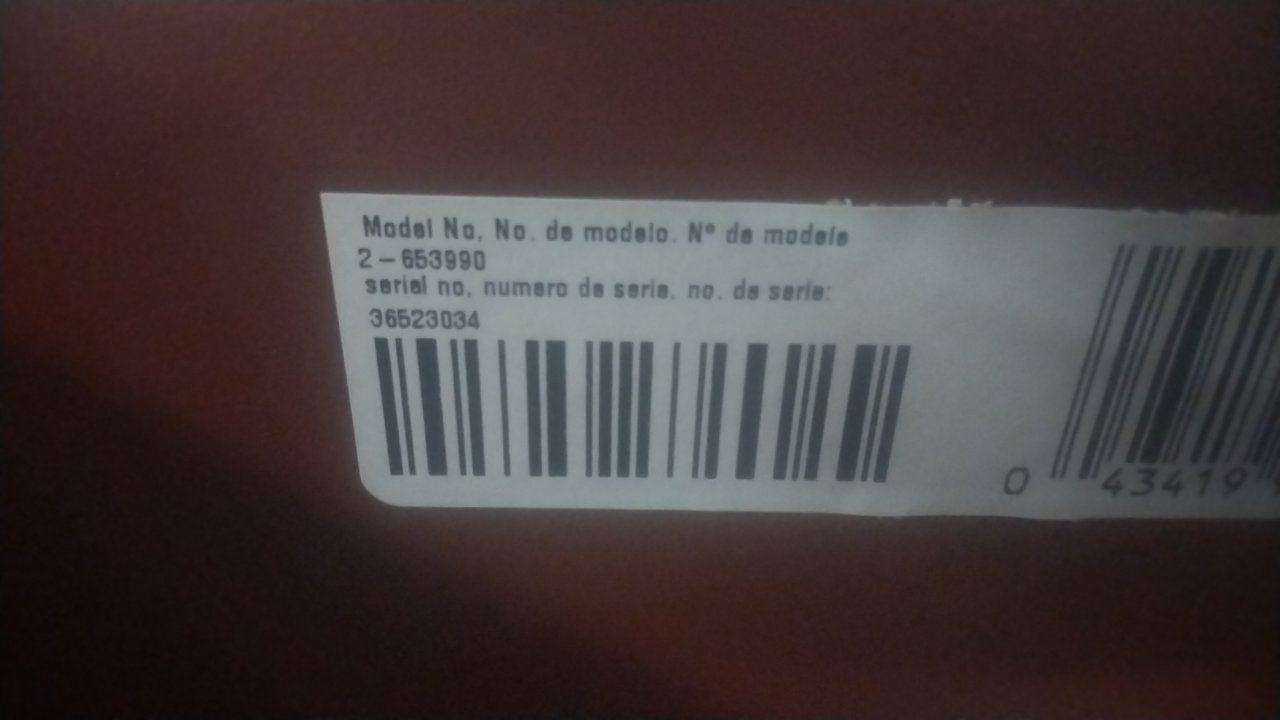 Crescent Jobox 2-653990 10.5 Cu Ft Storage Capacity Brown Steel Jobsite Box