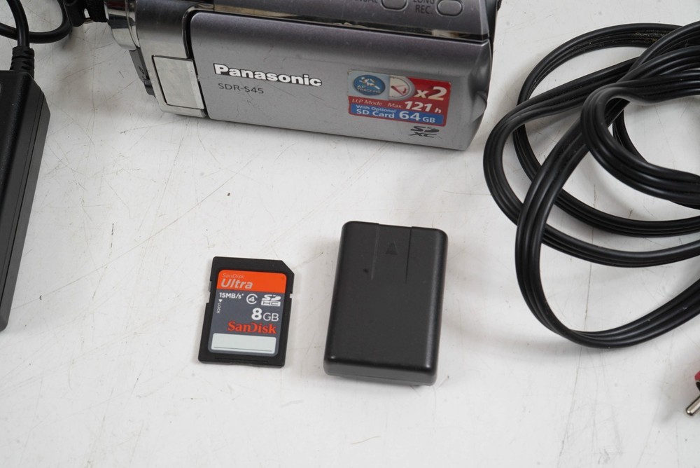 PANASONIC SDR-S45 CAMCORDER SD / SDXC CARD VIDEO CAMERA