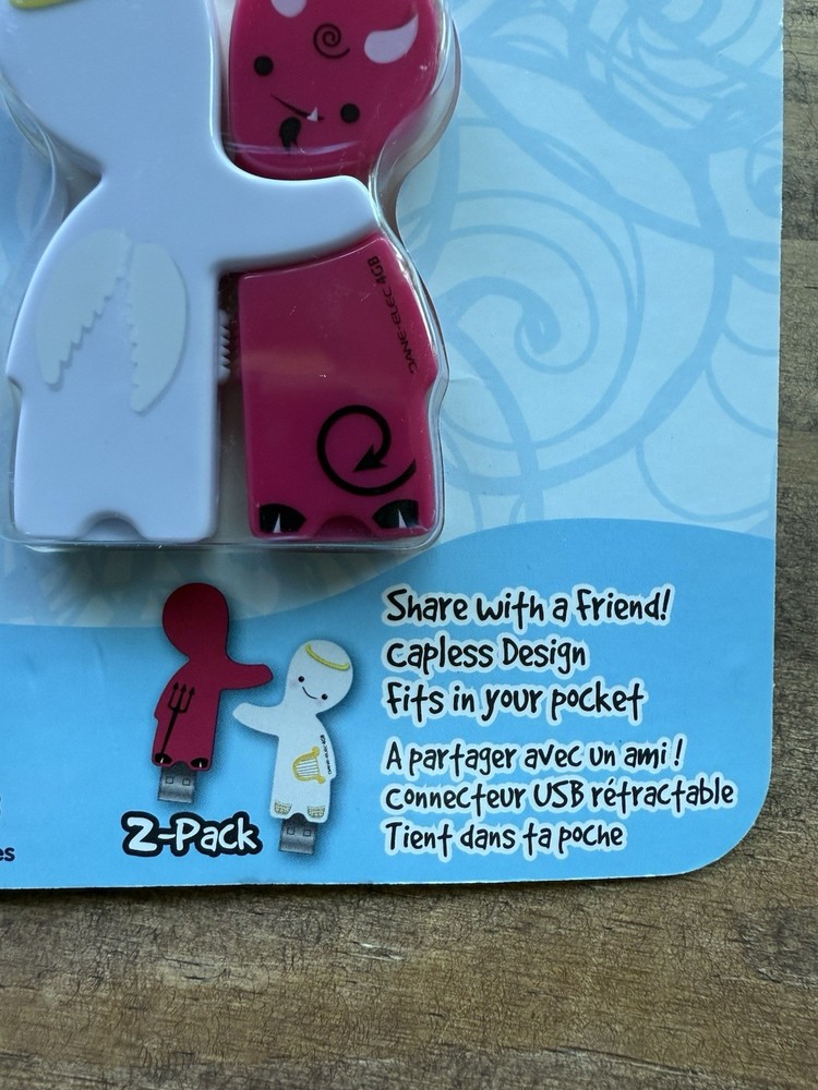 Dana-Elec 8GB (2x 4GB) USB Memory Cards Angel/Devil 2 Pack ShareBytes