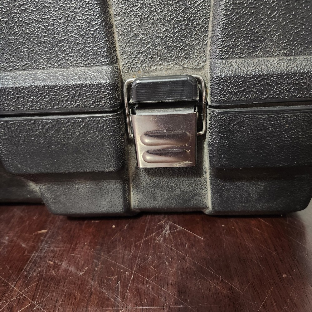 Dewalt router case - DW618B3E case only Missing Handle SEE PHOTOS