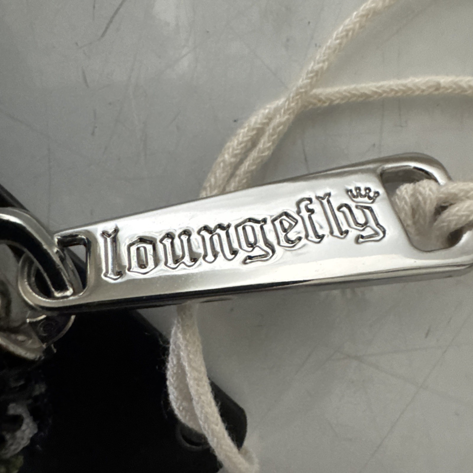 Disney Loungefly Alice in Wonderland Cosmetic Bag NWT