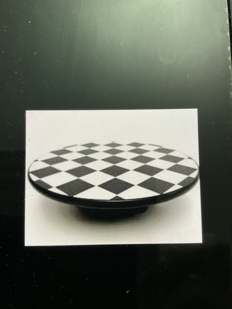 Thomas Pacconi Classics Checkerboard Turntable, Open Box.     B7