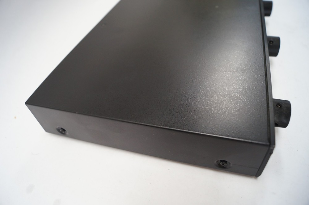 NILES Audio Corp SSVC-4 Speaker Selector / Volume Control System WORKING E211