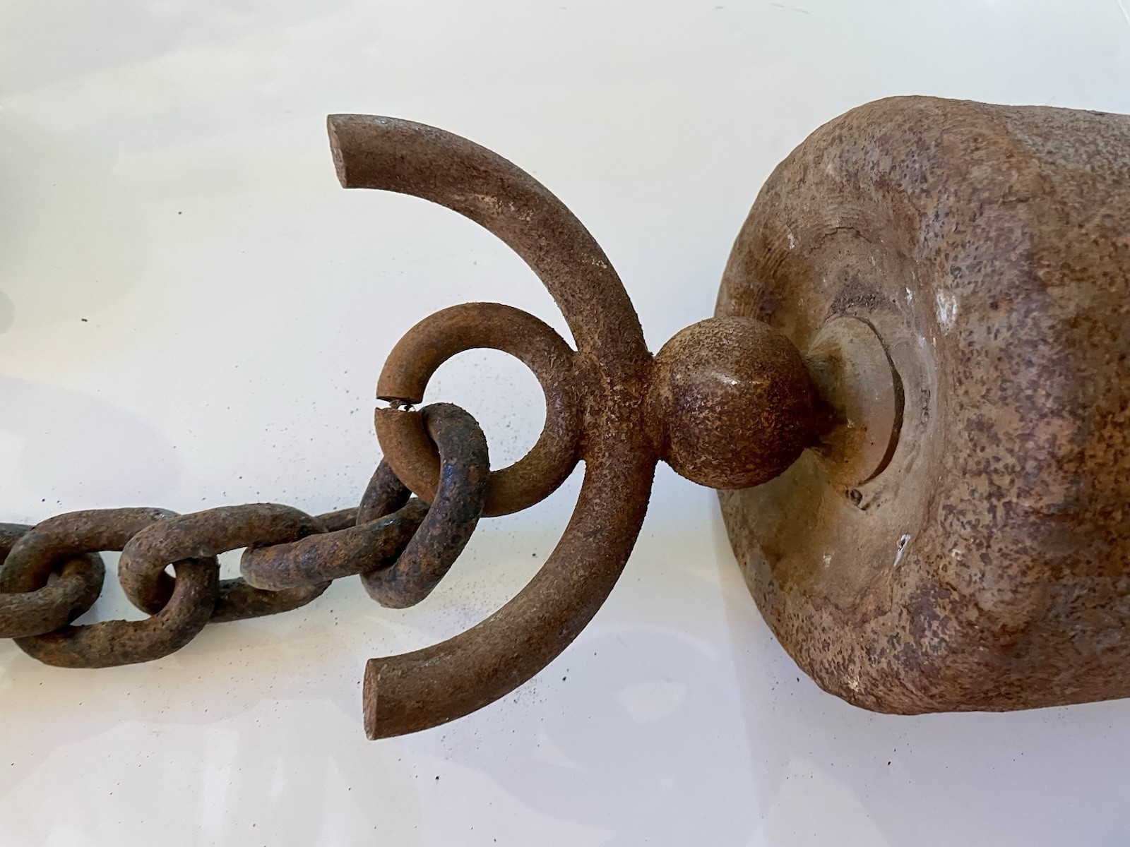 Vintage TOM TORRENS MCM Modern Cylindrical Iron Hanging Garden Bell Chime 36”