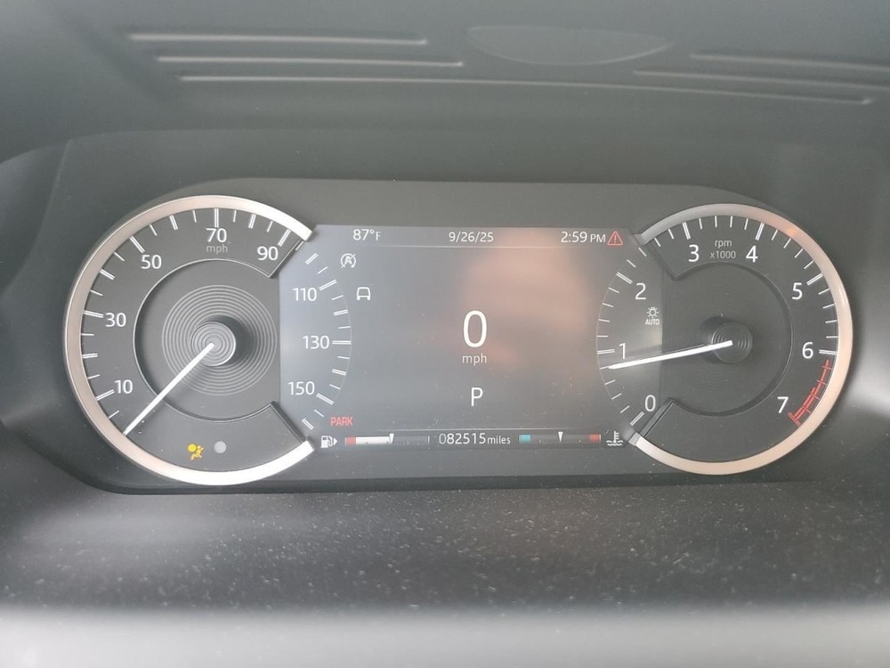 Fuse Box Engine Fits 20-21 EVOQUE 4877265