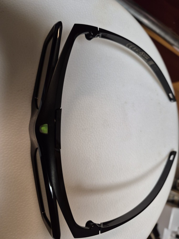 Sony TDG-BT400A Active 3D Glasses - Black