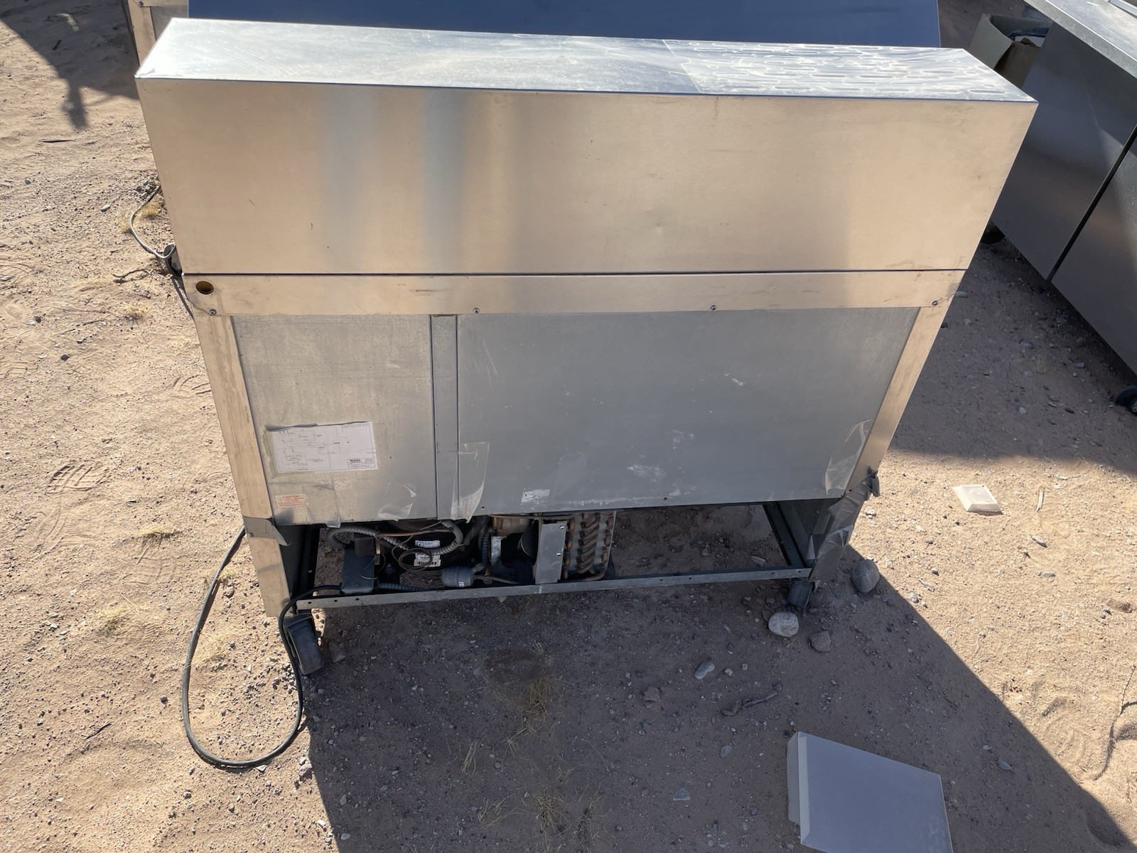 McCALL REFRIGERATION COMMERCIAL REFRIGERATOR AND/OR FREEZER MODEL