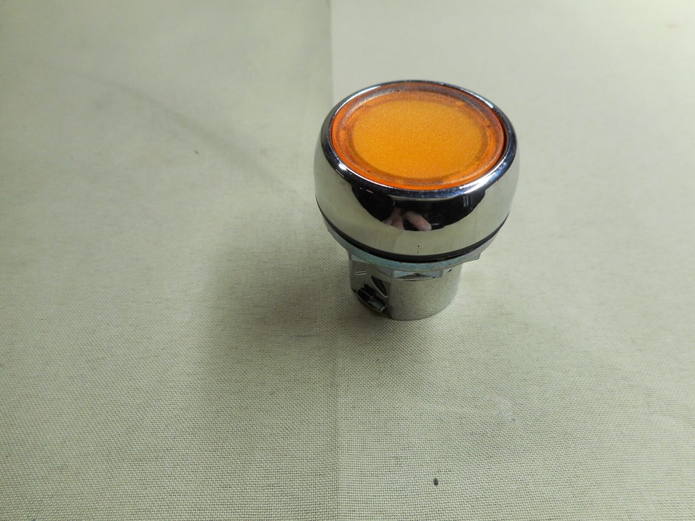 Allen Bradley 800FM-LF0 push button operator (NIB)