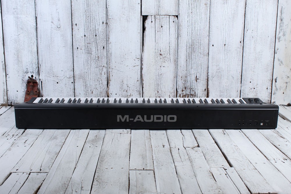 M-Audio Hammer 88 Keyboard Controller 88 Key USB / MIDI Keyboard Controller
