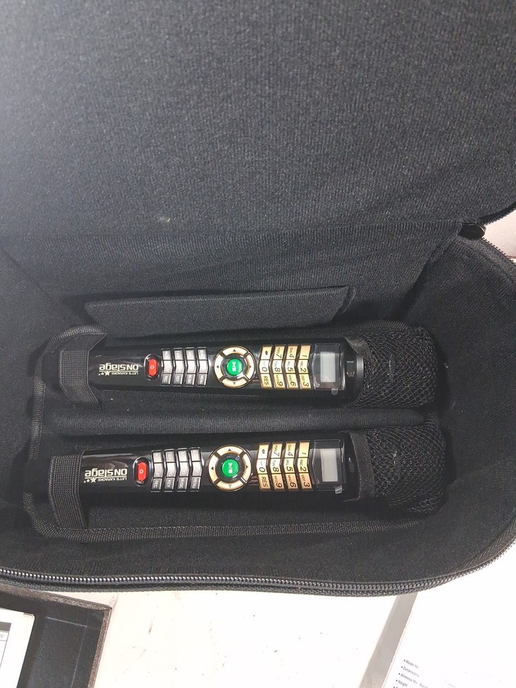 Magic Sing ET23KH Wireless Karaoke System With Case And Book TD31D