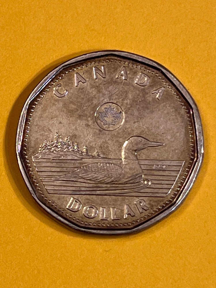 COIN CANADA 2012 DOLLAR FREE SHIPPING