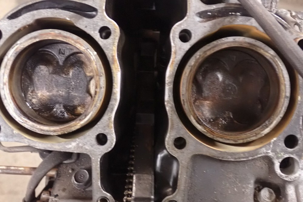 1985 HONDA VF500F ENGINE BOTTOM END