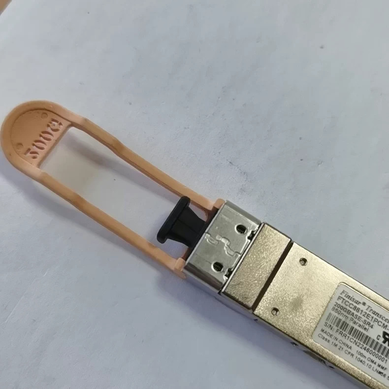 1pcs Finisar FTCC8612E1PCM 200GBASE-SR4 QSFP56 SR4 100m Transceiver Modules