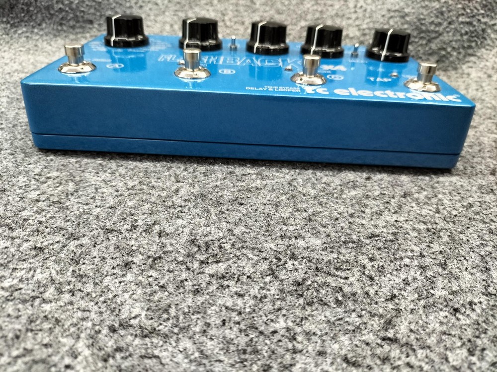 Flash Back X4 Effector No.nm1422