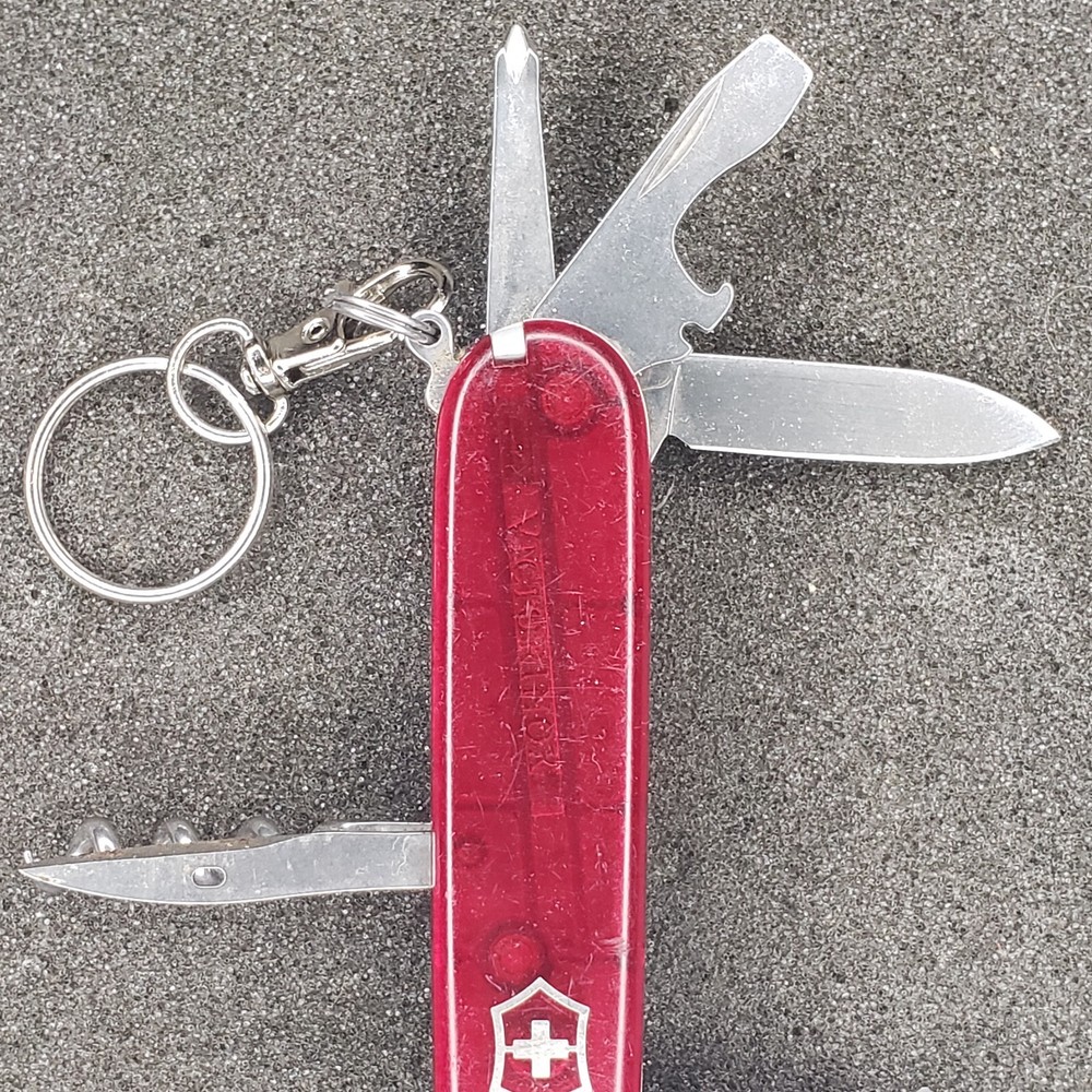 Victorinox Swiss Army Ruby Spartan Lite
