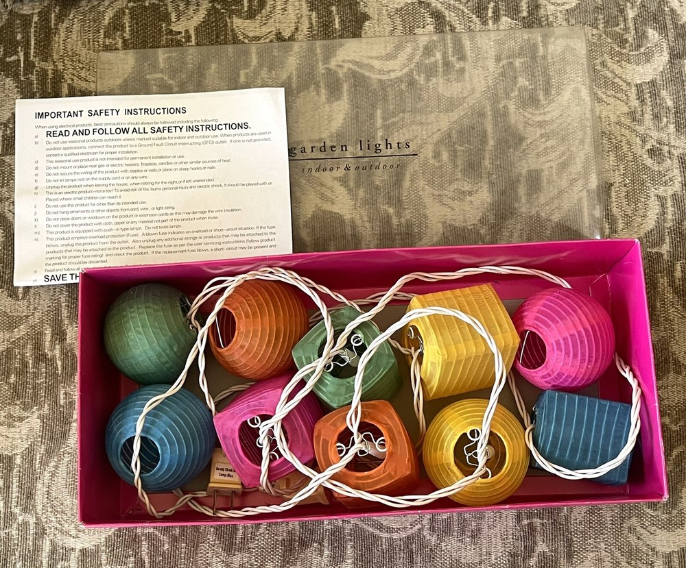 Pier 1 Garden Lights String 10 Lanterns Multi-Color