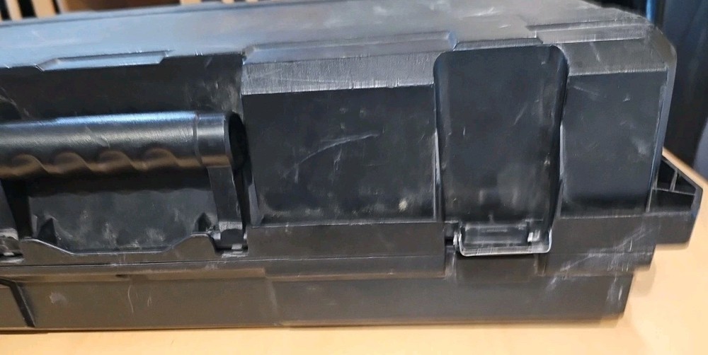 24" Handle DEWALT EMPTY CASE FOR TOOL Heavy Duty Hard Plastic Container Lockable