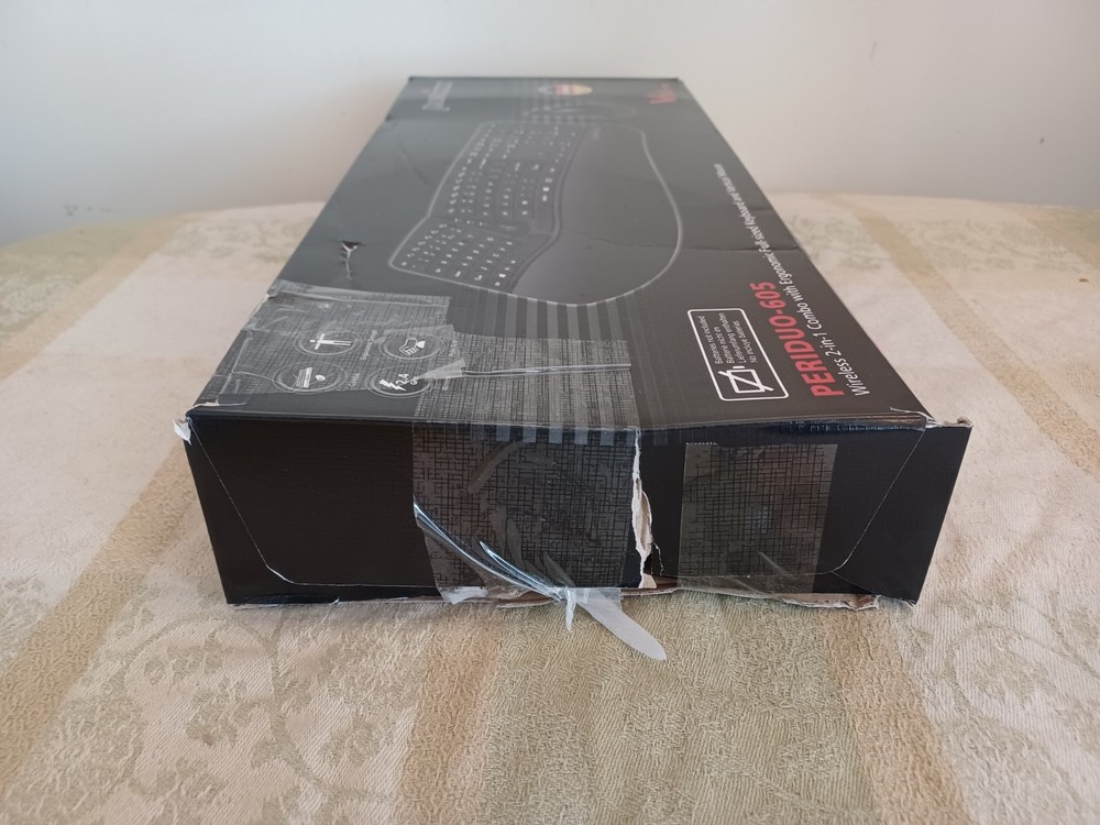 Perixx Periduo-605 Wireless Ergonomic Split Keyboard Vertical Mouse Combo Black