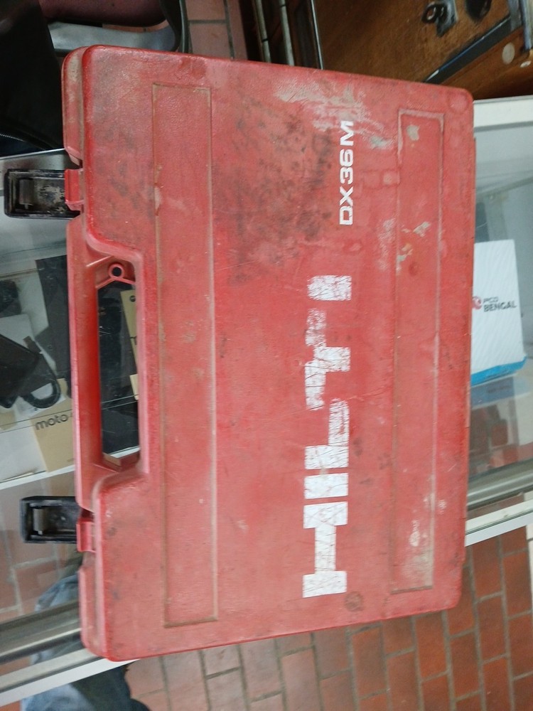 HILTI DX36M POWDER ACTUATED FASTENING TOOL & CASE TESTED