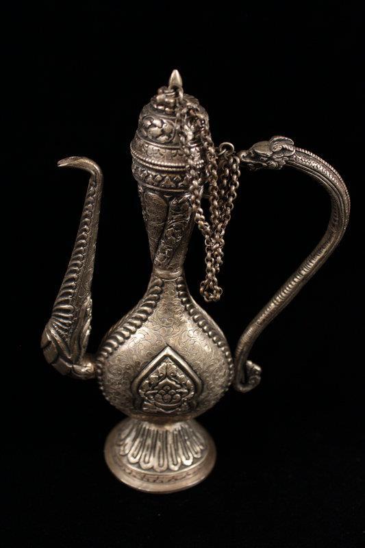 Indian Hand Crafted Repousse Silver Tea Pot/Vessel.