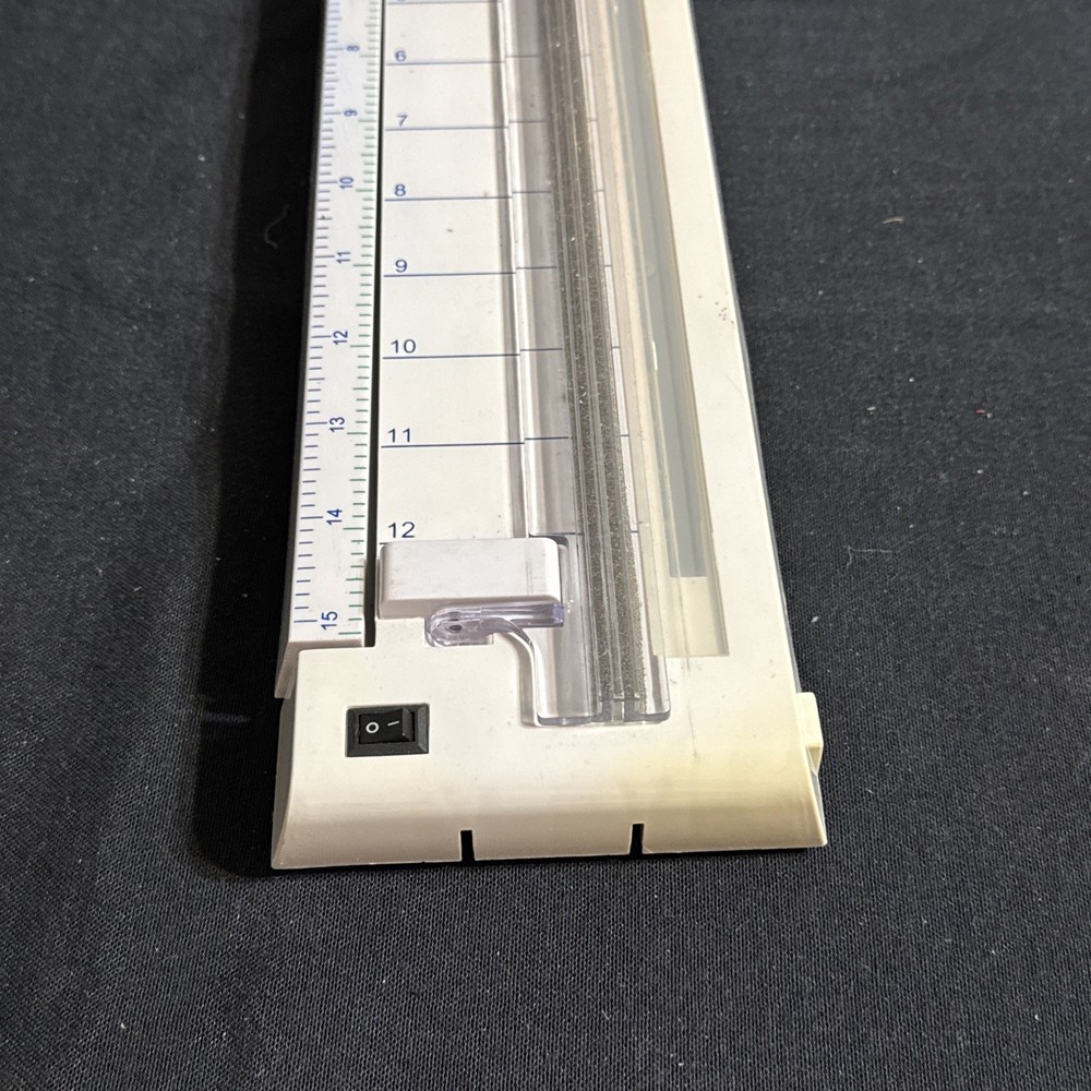 Deckle Kraft PAPER CUTTER With Built-In Light