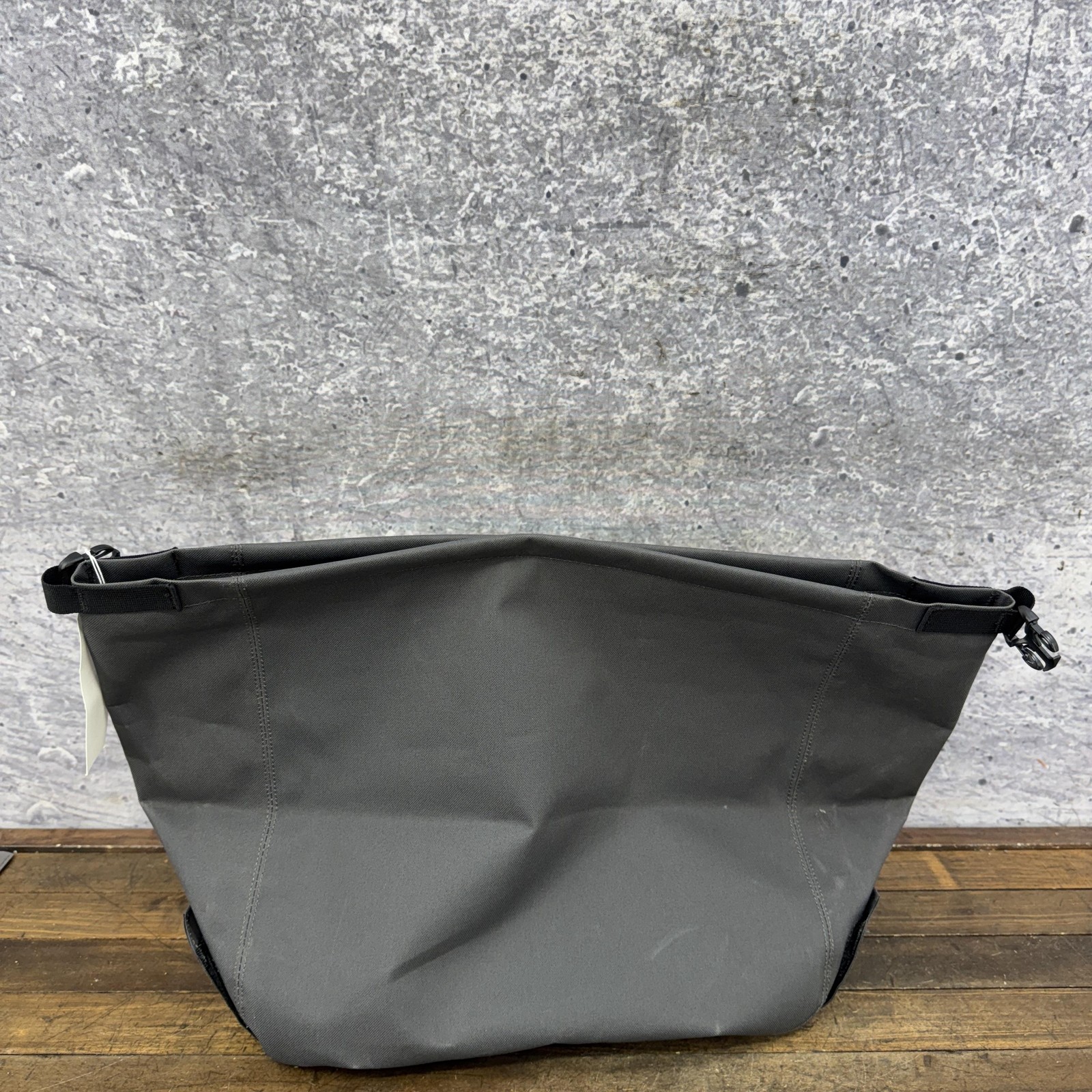 Riese & Muller Front Carrier Bag Large Gray Bike Rack Pack Water Resistant 625g