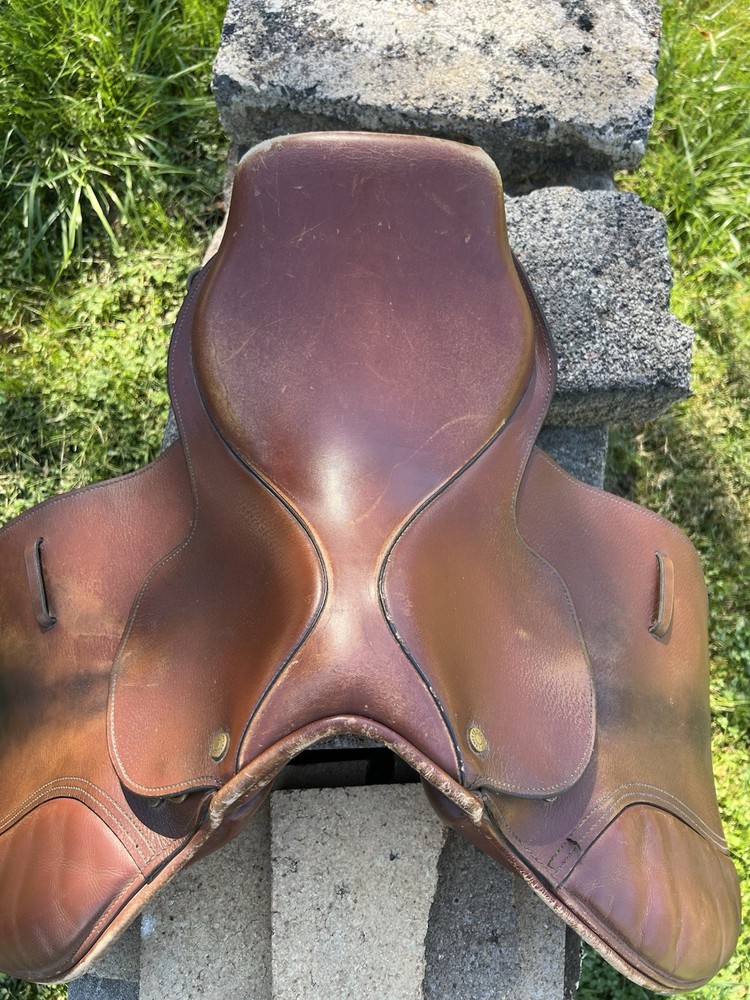 Lancer English Saddle