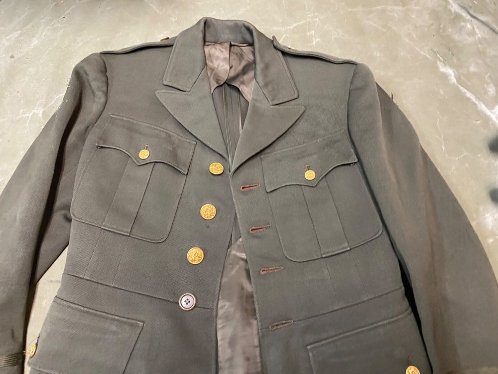 ORIGINAL WWII US ARMY OFFICER CLASS A DRESS JACKET- SMALL 37R