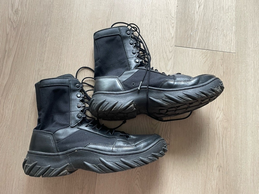 Oakley Men’s Field Assault Boot Size 10.5 Black