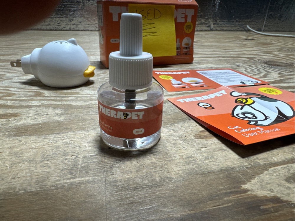 Cat Calming Diffuser Cat Pheromone Diffuser for Stress Pee Spraying USED