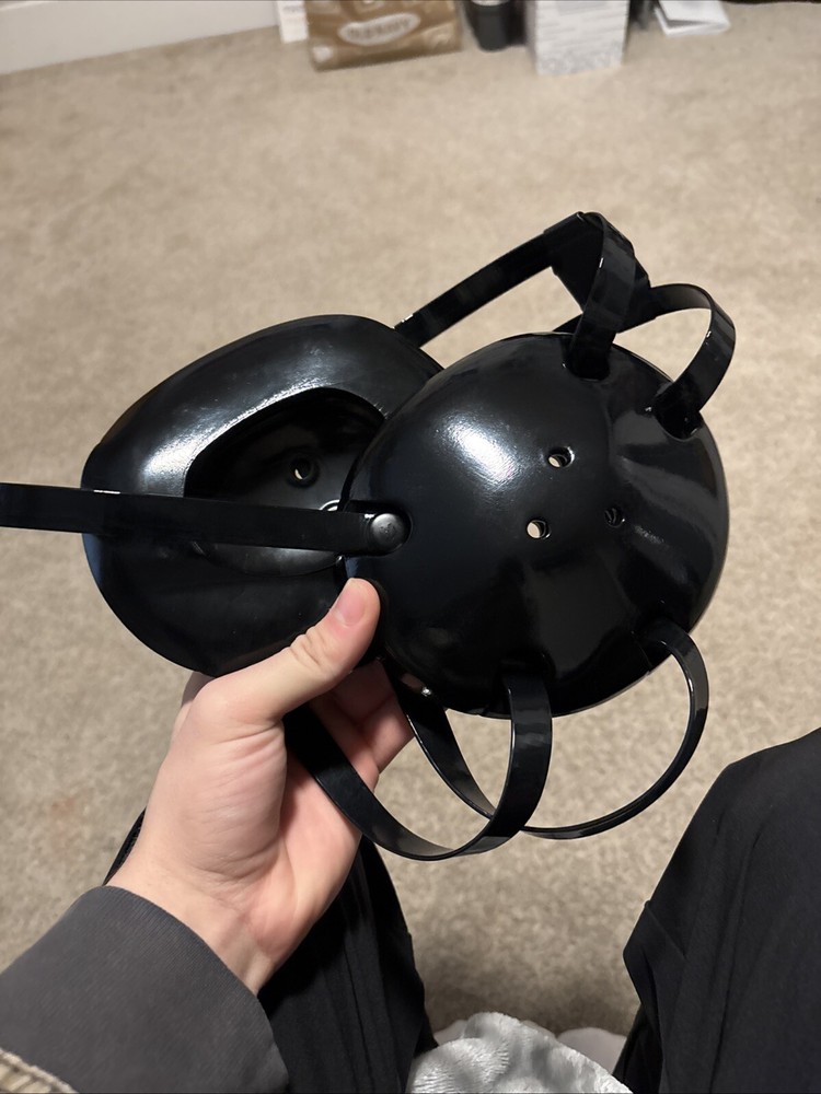 wrestling headgear near fall