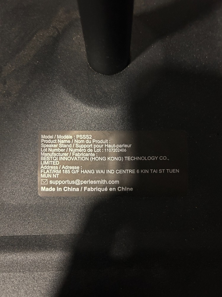 Speaker stand pair used