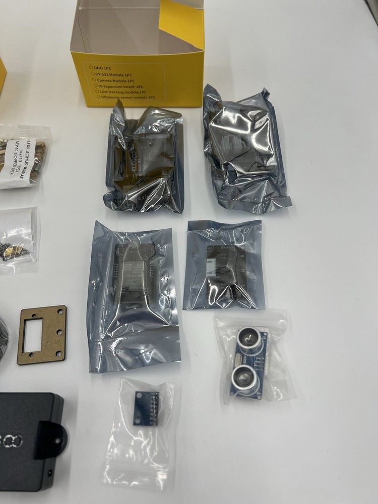 NEW Elegoo UnoR3 Project Smart Robot Car Kit V 3.0 Plus Programming Engineering