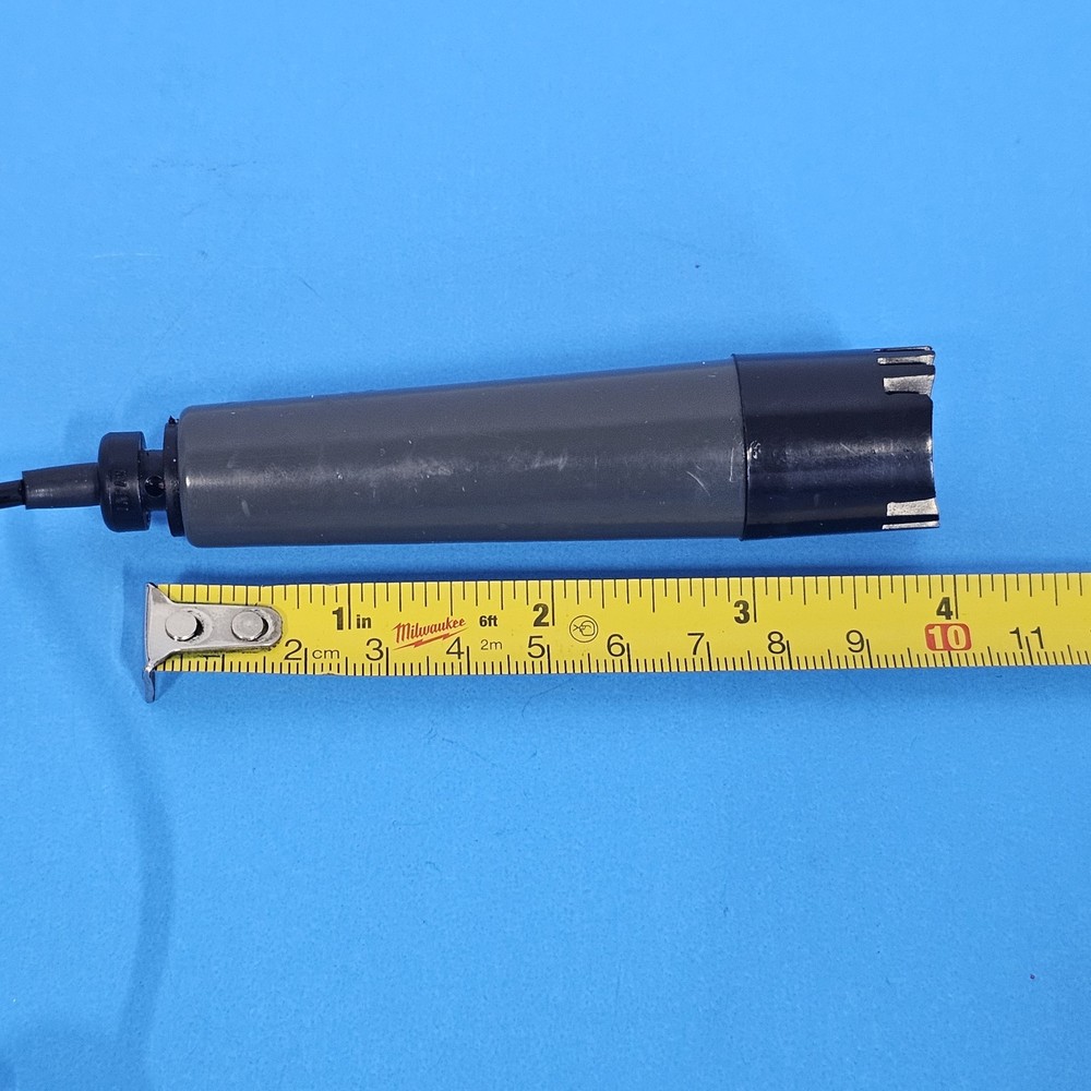 VINTAGE ROBERTS DYNAMIC MICROPHONE