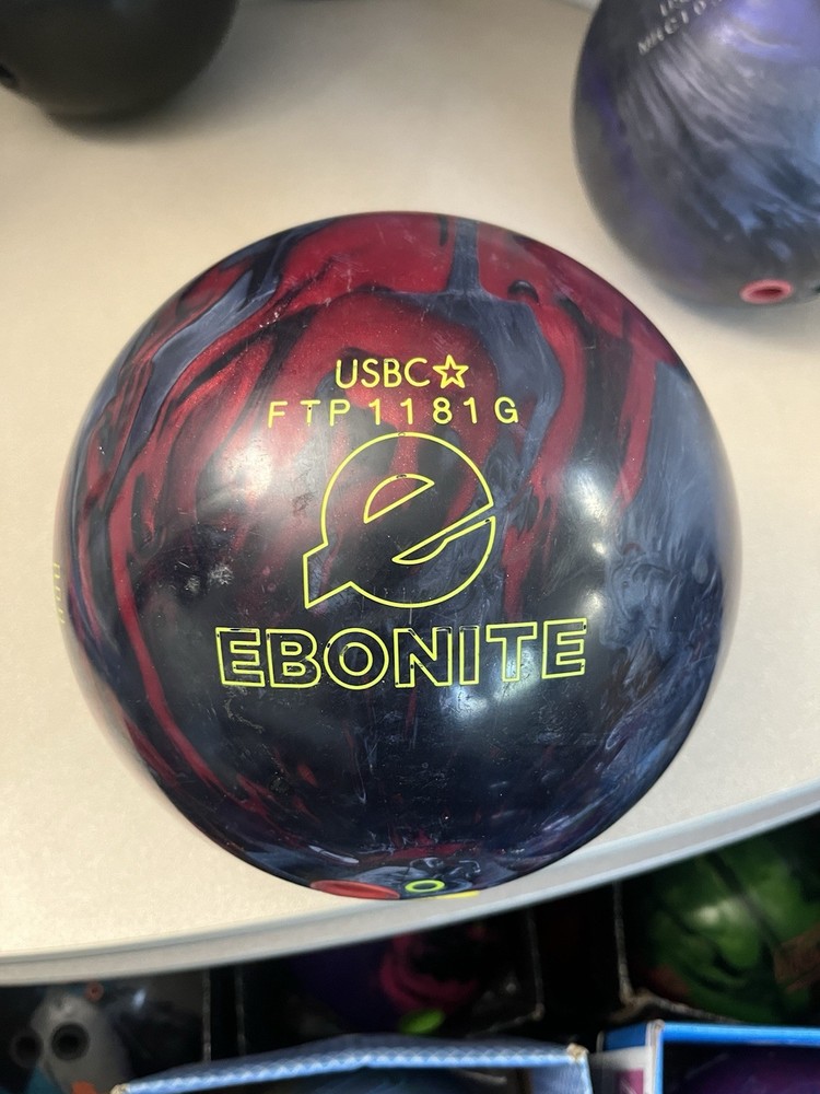 Ebonite The One Ovation 15lbs